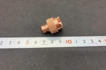 EV向け 純銅コネクタ（ローレット・スリット付）